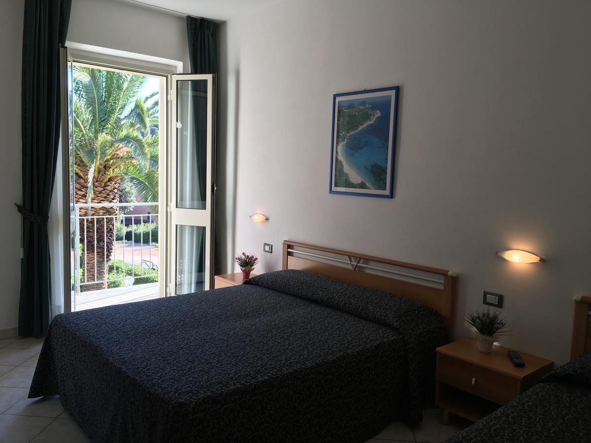 Hotel Barbarossa Porto Azzurro Eksteriør bilde